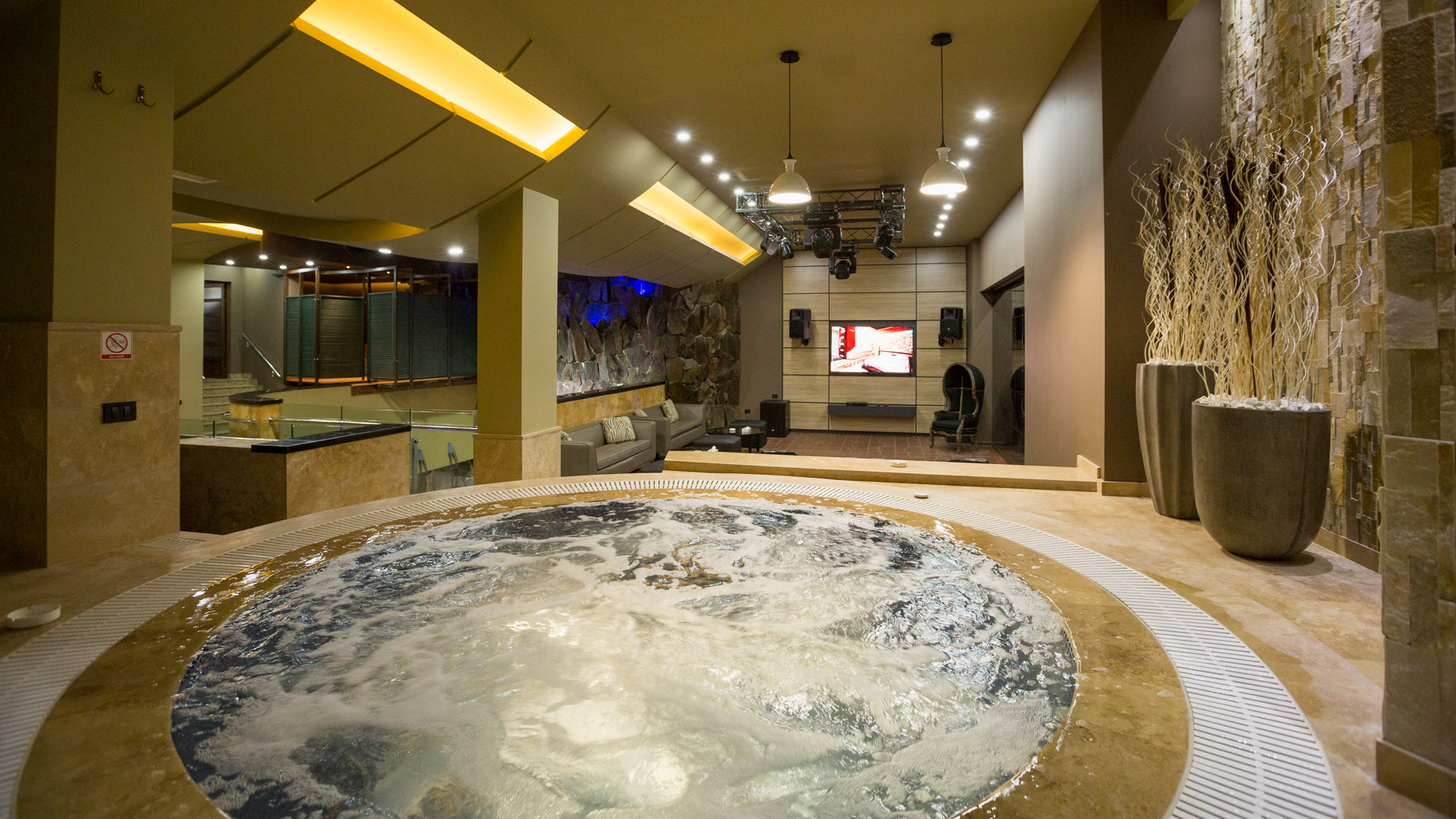 ծղոտներ ռոյալ